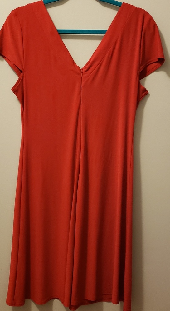 Dress - Picture 2 of 3